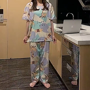 🌸ชุดนอน ชุดนอนผู้หญิง ชุดนอนขายาว ชุดนอนแขนสั้นขายาว ชุดนอนแขนสั้น ชุดนอนการ์ตูน เซตชุดนอน ฟรีไซส์ ผ้านิ่มไม่บาง