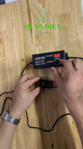 Thiết bị đo dung lượng Pin Đồng hồ điện tử LED 12.6V hiển thị kĩ thuật số có 2 cổng USB - linhkienquynhdien