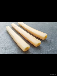 Pipa Cangklong Tulang Sapi Motif Segi 8 Super - Bahan Tulang Sapi Asli - Panjang 10cm - Tebal 1cm - Lubang Multifungsi - Motif Gading Gajah - Rasa GG (1 Picis)