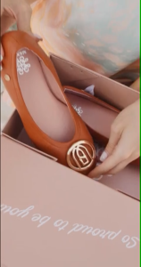 รองเท้าหนังแกะรุ่น Vivienne Brown Color (สีน้ำตาล)