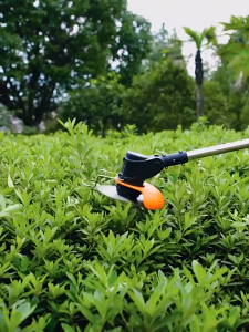 เครื่องตัดหญ้า เครื่องตัดหญ้าไฟฟ้า เครื่องตัดหญ้าไร้สาย 68V/20000mAh/2KG ประสิทธิภาพการตัดสูง ยต่อการใช้สำหรับกำจัดวัชพืชตัดไม้ทวงคืนพื้นที่รกร้าง เครื่องตัดหญ้าแบต เครื่องตัดหญ้าเล็ก เครื่องตัดหญ้าไร้สาย