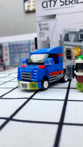 Tokmon Mainan Mobil Balap Blok Bangunan DIY Rakitan Partikel Kecil Blok Hadiah Anak-anak