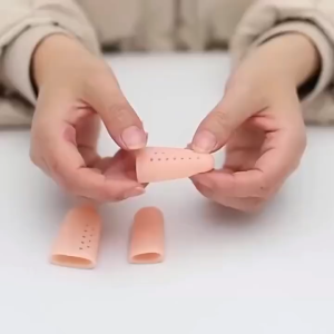 2PCS silikon pelindung jari bahan silikon penutup jari solusi kapalan dan kaki lecet