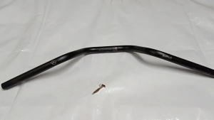 แฮนด์ทรงกลาง แฮนด์เลส แบบแข็ง 22mm มอไซค์รุ่น MSX PCX 2017 Z125 KSR M-SLAZ