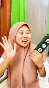 KEMEI Cukuran Rambut Jenggot Kumis Electric Alat Cukur Portable Elektrik