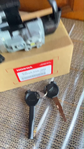 ￼✅สวิทซ์กุญแจชุดใหญ่ นิรภัย (()ของแท้())SCOOPY-i ปี2012-2016 [35010-K16-900] สินค้าตรงรุ่น รหัสK16 รับประกันสินค้า 3 เดือนเต็ม