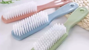 Sikat Cuci sendal Lantai Sepatu Dapur Kloset Serbaguna dengan lubang bentuk love / SIKAT PEMBERSIH / SIKAT SERBAGUNA / SIKAT LANTAI / SIKAT WC / SIKAT AJAIB