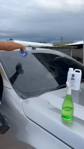 { "น้ำยาเคลือบกระจก กันน้ำ ขนาด 1 ลิตร": "CARKER น้ำยาเคลือบกระจก กันน้ำ ขนาด 1 ลิตร", }