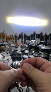 HOTSPEED 1 Buah Lampu LED Motor Depan Tembak Super Terang Laser 2 Warna 12-80V Putih Kuning Waterproof