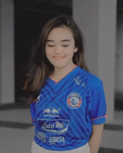 Baju Badminton & Olahraga Wanita: Tips Memilih & Menggunakan