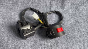 Cùm Công Tắt Trái Phải Honda Cb125t