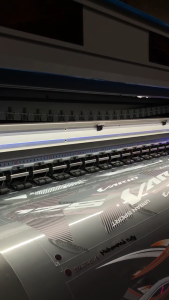 Striping UV Transparan R15V3 Desain Vietnam Style - Stiker Semifull Yamaha R15V3 Variasi Vietnam Terkini - SR15V3-UV - GSI