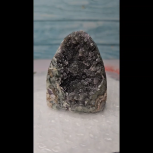 CrystaLuver PVH 37 Natural Amethyst Crystal Geode.