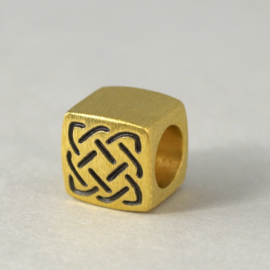 Chow Sang Sang 周生生 XL Charme Noir Protection 999 Gold Charm 86523C for Men and Women (Bracelet Not Included)