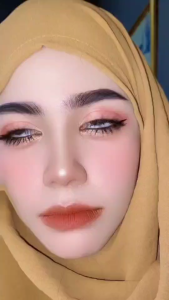 "มีค่าสายตา" มินิ คอนแทคเลนส์ Fleekspot (Shinee) เลนส์สายฝอนัวตาน้ำนม ค่าอมน้ำ 65%