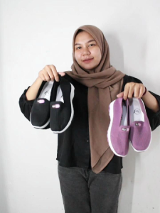 RUIMO Sepatu Wanita Terbaru Slip on Premium Quality - Korea Fashion terbaru - 265