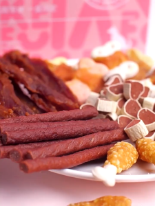 100g Dog Treats: The Best Biscuits & Beef Jerky for Your Pet