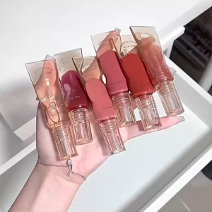 Son Bóng Gege Bear Giữ Ẩm Dưỡng Ẩm Bền Màu Không Thấm Nước Giúp Đôi Môi Căng Mọng Quyến Rũ