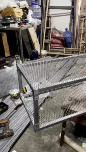 ตะแกรงเหล็กฉีก 1.22x2.44m ตะแกรงตาข่าย ตาข่ายเหล็ก แผงตาข่าย เหล็กตาข่าย  ทำรั้วประตูบ้าน ระเบียงกันตก ราวบันได ตาข่ายเหล็กฉีก ประตูเหล็ก เหล็ก ฉีก