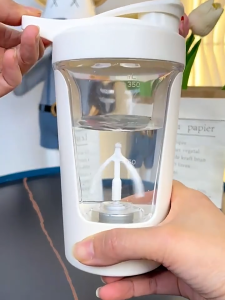 自动搅拌杯 380ml Electric Mixing Cup Portable Protein Powder Shaker Bottle Mixer For Travel Home Office Kitchen Tools Auto Stirring Mug Rechargeable Self Stirring Mug Coffee Cup