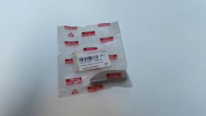 KNOB HANDLE RECLINING SAMPING JOK TENGAH BAWAH ISUZU PANTHER KAPSUL ORIGINAL I8-97297-156-A