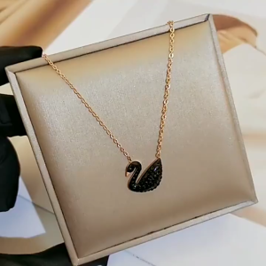 Perhiasan Wanita Kalung Rantai Asli Titanium Liontin Angsa Model Terbaru 2024 // Kalung Choker Rantai Rose Gold // Kalung Import Korea Anti Karat Selamanya