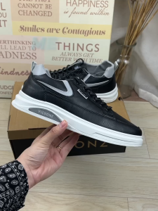 Vicsonz Kasut Lelaki VM69501 / VM69502 Warna Hitam / Warna Coklat Muda - Mens Shoe Black / Beige - Sneakers / Kasut Lelaki