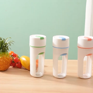 Cangkir Pembuat Jus Elektrik Tanpa Kabel Pembuat Jus Buah Kecil Pembuat Jus Multifungsi Rumah Tangga Portabel Cangkir Jus Pencampur Elektrik Mini Pembuat Jus Pisau Kaca menebal cangkir USB Pembuat Jus Elektrik Rechargeable Mini Mixer Ice Crusher JC08