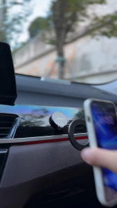 Vyvylabs Z01 360° Rotation Magnetic Foldable Car Holder