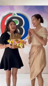 โปรโหนกระแส 9 ชิ้น ครีม FABEO ฟาบีโอ้ ครีมคุณจอย รินลณี ครีมนมผึ้ง รกแกะ บำรุงผิวหน้า ริ้วรอย ตึงกระชับ นุ่มบำรุงเข้ม สารสกัดจากรกแกะนมผึ้ง ส่งฟรี ฟาบีโอ