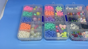 Set Manik-Manik Pasir DIY 1 Box Isi 10 Sekat Cocok untuk Kreasi Meronce & Kerajinan Tangan