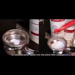 ผงล้างเครื่องชงกาแฟ นำเข้าจากอเมริกา เหมาะสำหรับเครื่องชงกาแฟกึ่งอัตโนมัติและเครื่องชงกาแฟอัตโนมัติเต็มรูปแบบทุกรุ่น  ผงล้างหัวชง ผงล้างเครื่องชงกาแฟ ผงล้างเครื่องชงกาแฟ ผงล้างหัวชง(ขนาด900 กรัม)