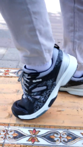 HIPZO Sepatu Badminton M64: Sepatu Olahraga Bulu Tangkis Pria Dewasa Berkualitas