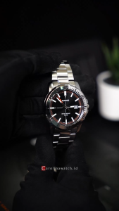 Jam Tangan Pria Casio General MTP-VD01D-1E2 Enticer Men Black Dial Stainless Steel Band