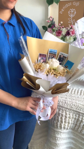 Photo Flower Bouquet - Kpop Friendship Couple Love Birthday Anniversary Corporate Event Gift