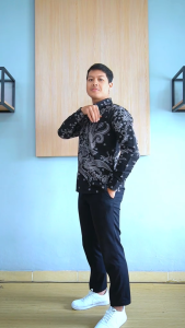 WOUBATIK - Kemeja Batik Sanggit Slimfit Lapis Furing KP 252