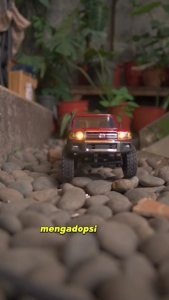 RC Car Mobil Land Cruiser MN82 MN-82 1/12 4WD Offroad Rock Crawler RTR