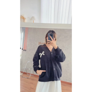 Ikara Kimono Cardigan oleh Hemline Project: Pakaian untuk Musim Dingin yang Desain Fashionable dan Nyaman