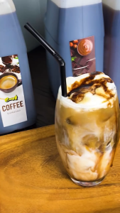 Easy Brand Chocolate Drizzle and Easy Brand Caramel Drizzle 2.5Kg