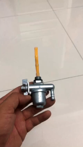 Khóa xăng xe Minsk - Khóa xe Min - Khóa xăng - Khóa bình xăng