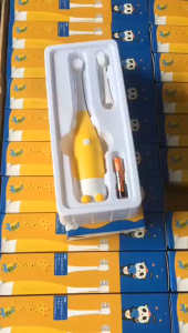 Bàn Chải Điện Cho Bé Focus Kids Sạch Răng Tiện Lợi Chống Nước