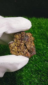 Gold Leklai 黄金力泥 Leklai Goethite 100% Natural Leklai Malaysia