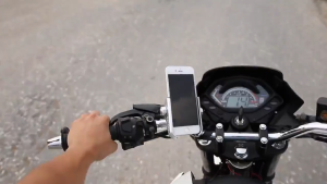 Phone Holder Motowolf Jepit Spion Bahan Alumunium Universal