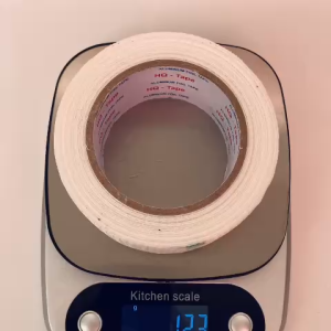 1 Cuộn băng keo lưới sợi thuỷ tinh rộng 4.7cm dài 30 mét gia cố trần thạch cao - Shop Út Lớn