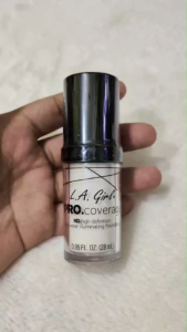 L.A. Girl PRO.coverage HD.high-definition Long Wear Illuminating Liquid Foundation for All Skin Types 28mL