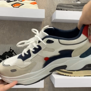 Grosir Sepatu Sneakers Pria Import GS128288