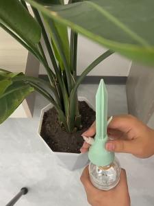 Automatic Watering Device Watering Device Creative Flower Automatic Drip Spike Plant Water Irrigation System