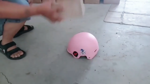 หมวกกันน็อค หมวกกันน็อคครึ่งใบ หมวกกันน็อคมอเตอร์ไซค์  สีดำ/เทา/ขาว/ชมพู เป็นตัวเลือก เหมาะสำหรับทุกฤดูกาล