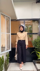 NBF- PROMO LELANA WRAP BUTTON RUFFLE SHIRT