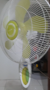 Miyako Kipas Angin Meja & Berdiri 2 in 1 - 16 inch - KAS1627KB - FREE ONGKIR Jabodetabek